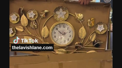 Elegant Brass Floral Clock – Timeless Beauty for Your Home